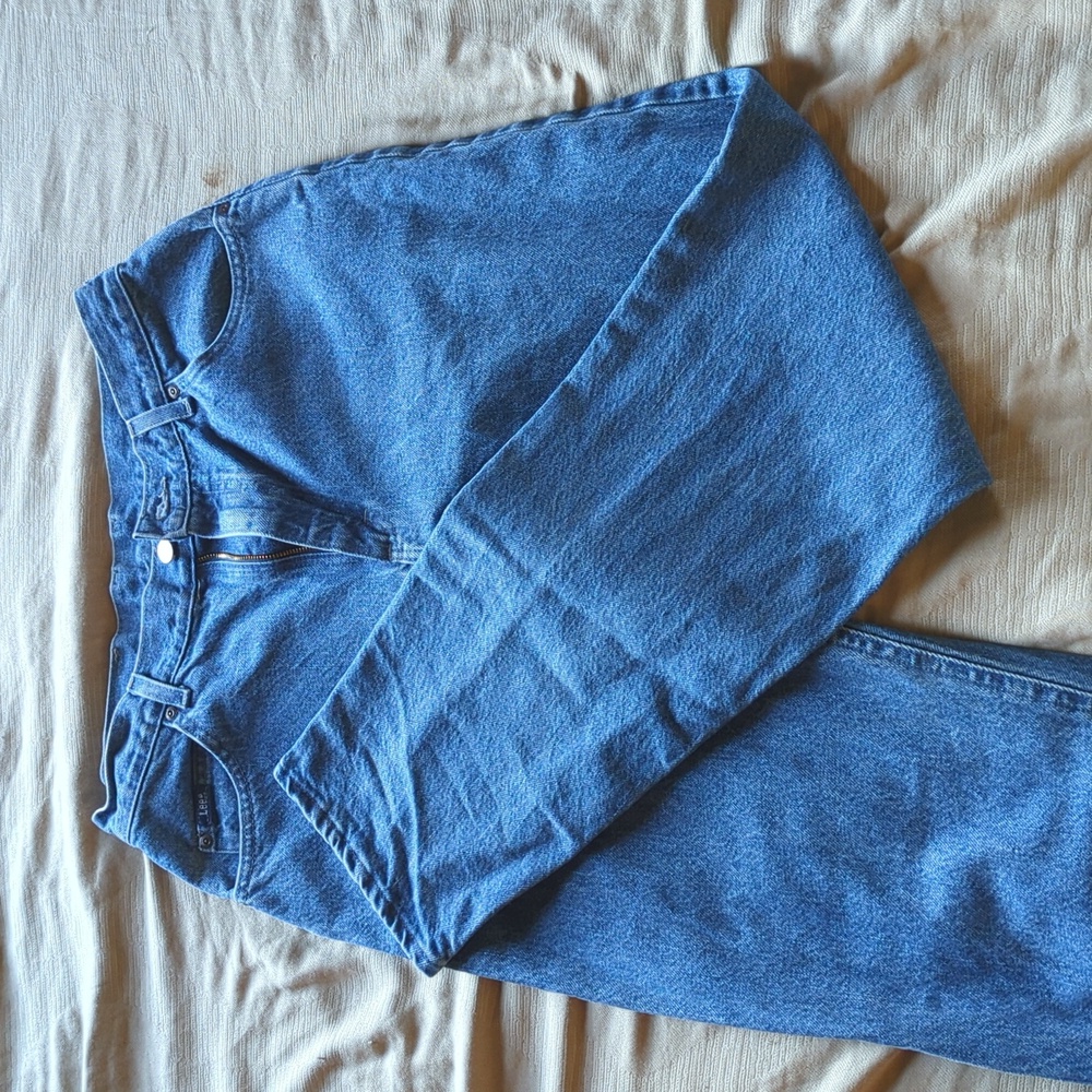 Lee Blue Denim Jeans with Brown Patch. Straight Leg. Classic. Grandma Core.